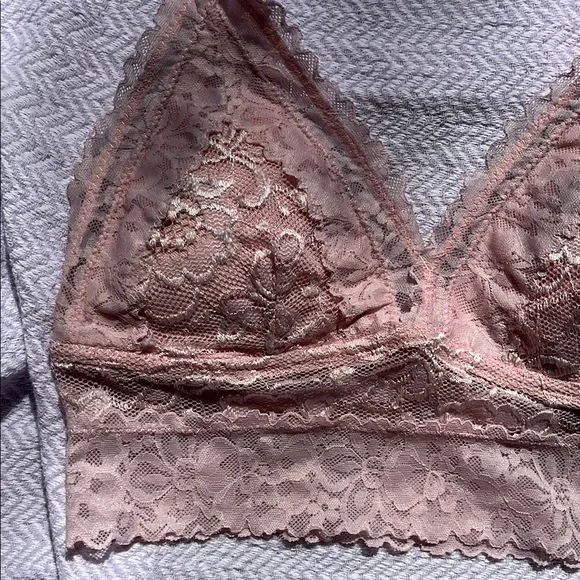 Lace Bralette in Soft Pink size small - Picture 7 of 11